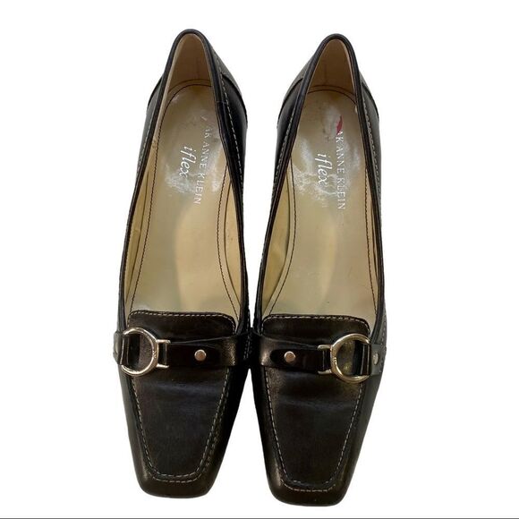 AK iflex black low heel pumps w/ silver accents in ladies size 6M - Picture 3 of 5